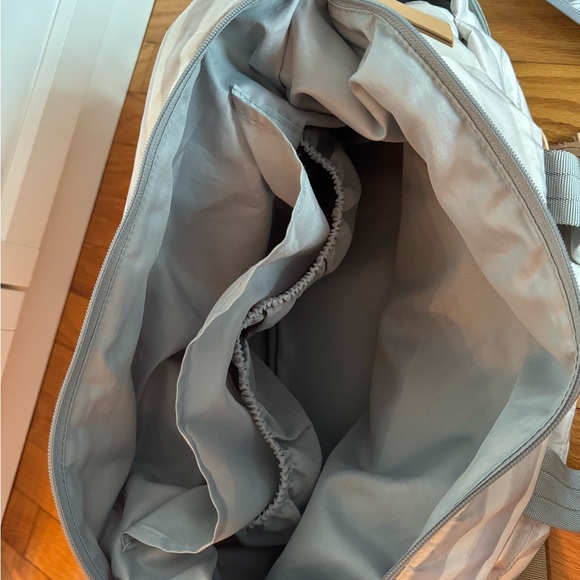 Skip Hop Riverside bag, hard wipes case, Bumkins clear travel, Baby Bumco clutch - Picture 3 of 6